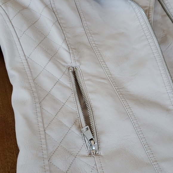 Baccini Faux Leather Jacket, MP - Picture 9 of 11